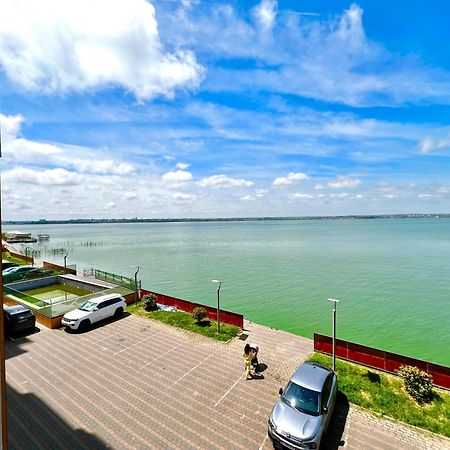 Sophia Lake View Suite Мамая Екстериор снимка