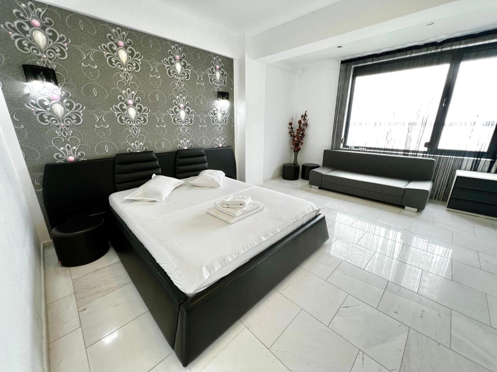 Sophia Lake View Suite Мамая Екстериор снимка